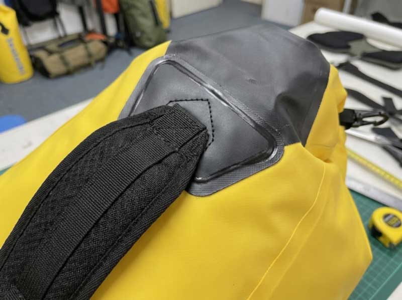 Nahrbtniki Dry Bag: Kaj se spremeni, ko Dry Bag dobi naramnice